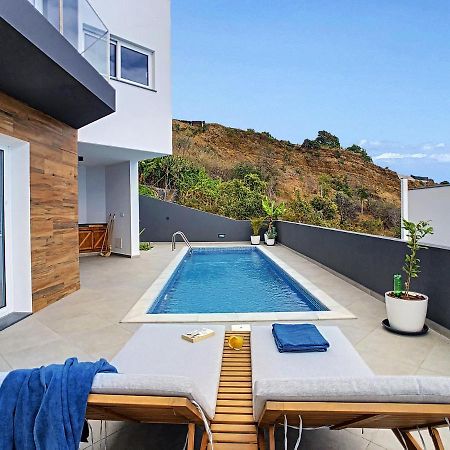 Villa Omar By Lovelystay Canhas Buitenkant foto