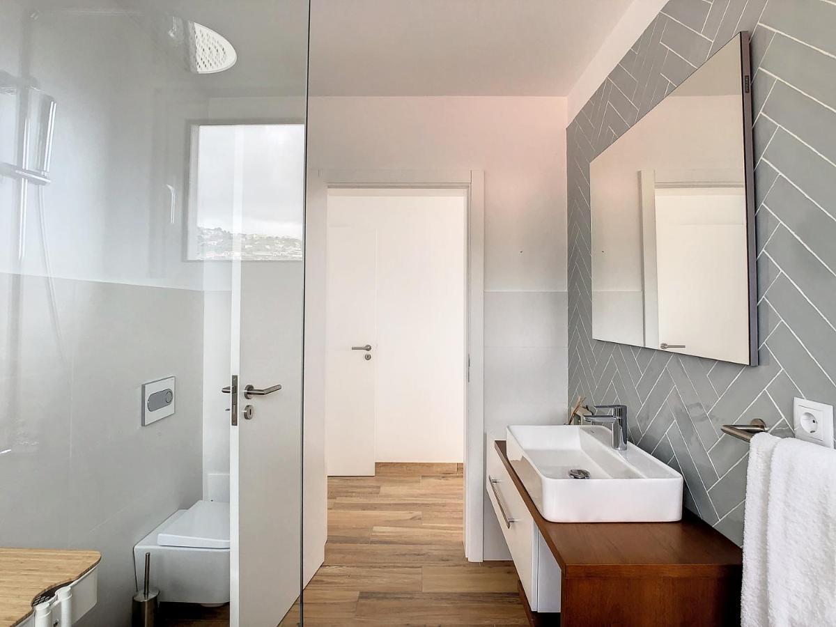 Villa Omar By Lovelystay Canhas Buitenkant foto